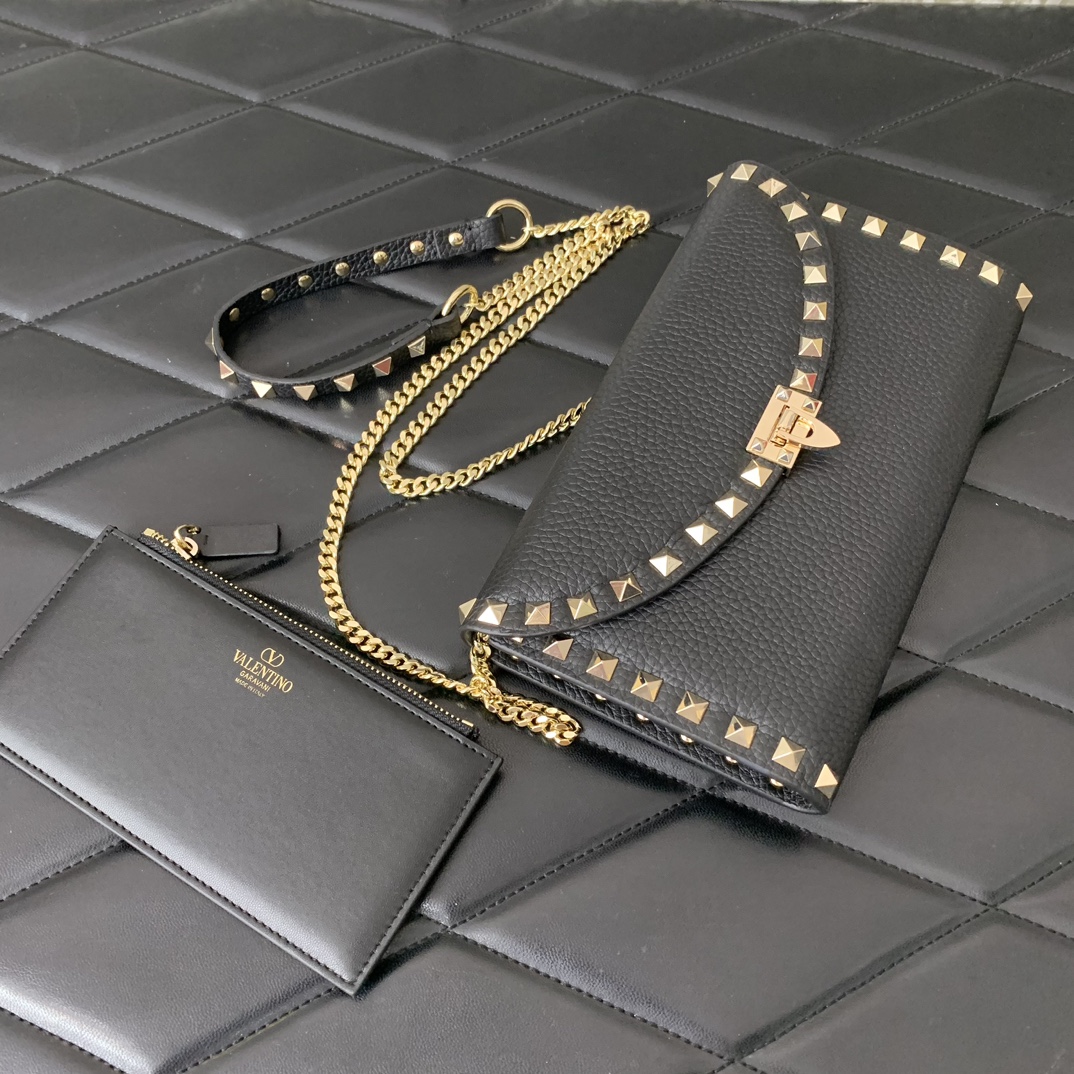 Valentino Garavani Rockstud Small Shoulder Bag in Black Grainy Calfskin